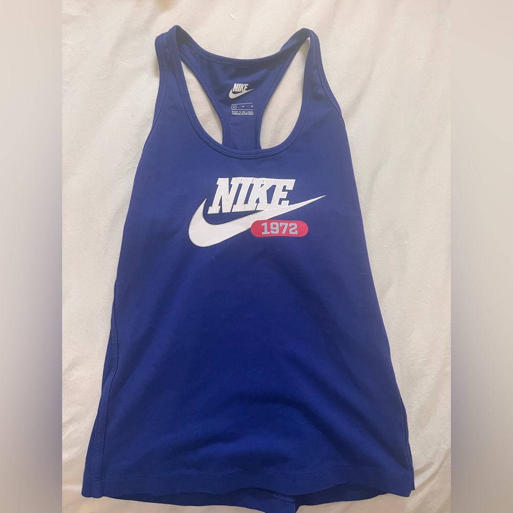Vintage inspired Nike tank!